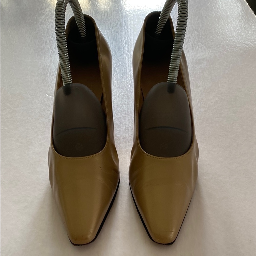 Salvatore Ferragamo Fine MetallicBlock Heels Pumps Size 7 B